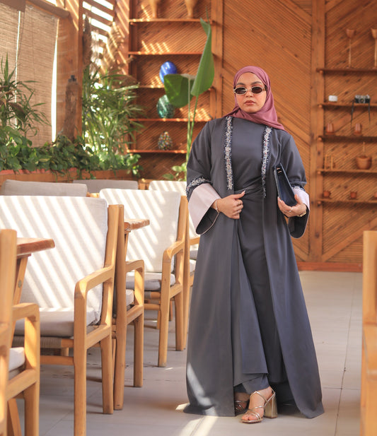 Layal Abaya